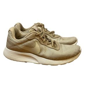 Nike Tanjun Racer Womens Shoes Mushroom Size 7